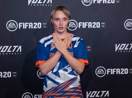 Marcus &martinus pullover mädchen 110. 730 Var Pa Lanseringen Av Fifa 20 I London Se Bildebonanza 730 No