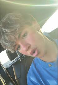 Discovering 'Daydream' by Julianna Peyton Brooks