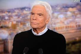 Obsolete tapestry or comparable material used for draperies, carpeting, and furniture covering. Bernard Tapie He Is Hospitalized In A Very Worrying State The News 24