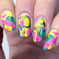Holiday nail art isn't a brand new trend; Manicure On Vacation 100 Ideas Photos Confetissimo Women S Blog