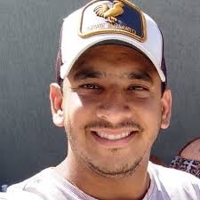 Igor Croce updated his profile picture.