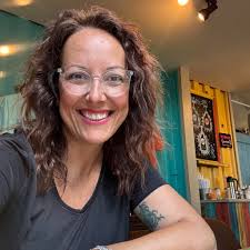 What is the abandoned building in Greenbriar, Chesapeake, Va?