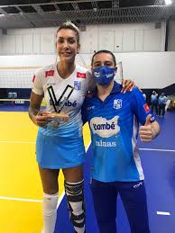 Gooll, goool, gool, de #thaisa que se estrena esta temporada tras otro jugadón de mata cardona, como dicen. Minas Tenis Clube Bom Comeco