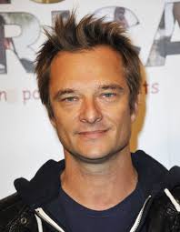 Find the latest tracks, albums, and images from david hallyday. David Hallyday Sur Johnny Il Etait Quelqu Un D Aimant Elle