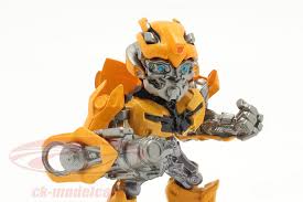 While the bumblebee movie may have given us more vw themed toys than ever before, we can't forget that for a long time, the g1 toy was all we had for a bumblebee turning into a beetle. Jadatoys Figure Bumblebee Out The Movie Transformers 5 The Last Knight 2017 1 24 M408 Model Car M408 253111001 4006333068751