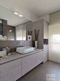 Vivere In Mansarda Nuovo Look Per La Casa Sottotetto Arredo Bagno Moderno Progettazione Bagno Arredamento Bagno