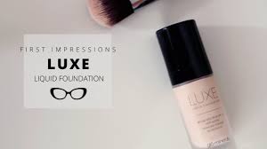 Glo Minerals Luxe Liquid Foundation Review
