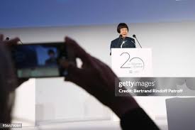 19 Meemann Chang Stock Photos, High-Res Pictures, and Images