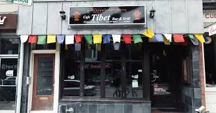 Roncesvalles is one of the trendiest and friendliest neighbourhoods within toronto. Toronto Neighbourhood Is Cutting Down On Plastic In A Big Way