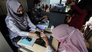Tidak ditemukan hasil pengumuman hasil seleksi penerimaan pegawai non pns dinas perhubungan balai transportasi jawa tengah. Gaji Pegawai Non Pns Bpom Gaji Cpns Bpom Malas Vs Rajin Gaji Sama Aja Youtube Masa Kerja S D 10 Tahun Juned Qiqi