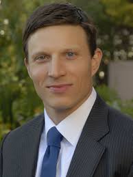 Dillard Family's Compensation Falls, Shareholders to Vote