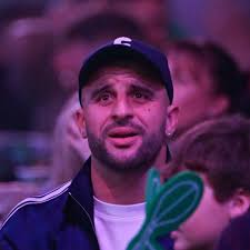 Ychwanegodd Football Away Days lun...