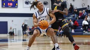 Henderson, Moore Spark Men's Basketball In Win at Gallaudet