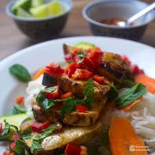 Vietnamesisches Huhn Mit Minze Madame Cuisine Rezepte Asiatische Rezepte Leckeres Essen