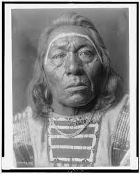 Lesley Holmes's Instagram, Twitter & Facebook