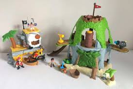 Jake & the Neverland Pirates Magical Tiki Hideout & Imaginext Captain Hooks  Island