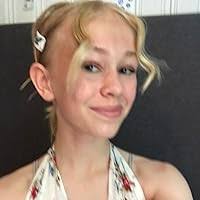 Oliver Twist by Jenny Dooley