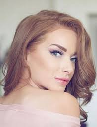 Alecia Weaver (aleciaweaver)