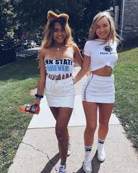 Game Day Outfit Basketball Looveee College Collegegameday Gamedayoutfit Collegetips Ga College Tailgate Outfit College Football Game Outfit Gameday Outfit