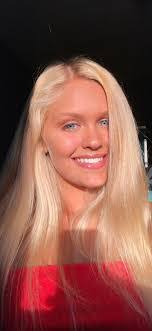 Sydney Messer's Instagram, Twitter & Facebook