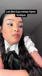 Paula Stefani's Instagram, Twitter & Facebook