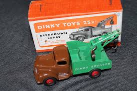 Dinky Toys 025X Commer Breakdown Lorry