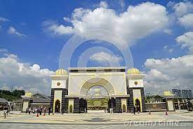 Istana negara jalan duta ist seit dem 15. The New Rm 997 Million Istana Negara Complex Is Located Near Jalan Duta Kuala Lumpur The Court Moved To New Palace In December New Palace Kuala Lumpur Negara