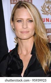 2+ Hundred Wright Penn Robin Royalty-Free Images, Stock Photos & Pictures