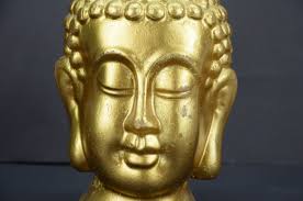 Gran vela de oro Buda