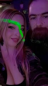 Hello, anyone knows how I can get rid of these green markers