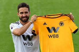 Joao filipe iria santos moutinho. Wolves Sign Portugal Midfielder Moutinho