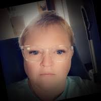 Lori Cripe's Instagram, Twitter & Facebook