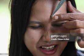 149 Bee Sting Treatment Stock Photos, High-Res Pictures, and Images