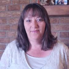 April Vandyke's Instagram, Twitter & Facebook