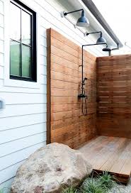 Here S How A Fashion Editor Gave Her Generic Brooklyn Apartment An Upgrade Outdoor Shower Outdoor Bathrooms Malibu Homes