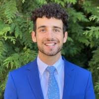 Vincent Mannella's Instagram, Twitter & Facebook