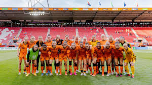 Nederland treft de noren in aanloop naar de olympische spelen in tokio. Oranjeleeuwinnen Uitzwaaitraining In Plaats Van Interland Onsoranje