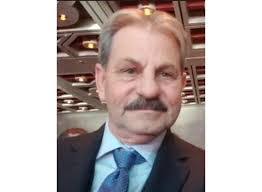 Larry Ingle's Instagram, Twitter & Facebook