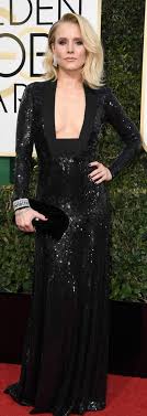Who Made Kristen Bell S Jewelry Black Sequin Gown And Handbag In 2020 Black Sequin Gown Black Sequins Kristen Bell