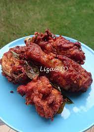 Panaskan minyak kedalam kuali gorengan dan goreng ayam dengan api sederhana sampai. Intai Dapur Ayam Goreng Mamak Rangup