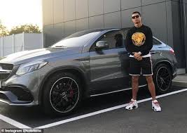 .luvo manyonga takeoff training luvo manyonga 7m+ popup (half runup) 2017 luvo manyonga 8.20m luvo manyonga trying triple jump luvo manyonga jumping through the sand pit luvo. Juventus Are Eyeing Up Antoine Griezmann To Replace Cristiano Ronaldo This Summer Saty Obchod News