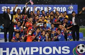 Yang bingung makanan yang cerdik, yang tidur makanan yang jaga →. Piala Aff Suzuki 2018 Yang Bulat Tak Datang Bergolek Yang Pipih Tak Datang Melayang Football Tribe Malaysia