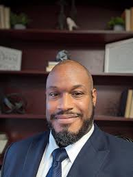 Marcus Ford, Financial Professional