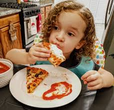 Your dinner plans? Handled. Get 2 pizzas, one Margherita and one of your  choice for just R100. Valid Thursday to Sunday only. T&Cs apply. #PnP  #PnPPizzaDeal #Pizza