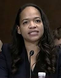 Victoria Calvert's Instagram, Twitter & Facebook