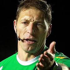 El árbitro argentino néstor pitana fue protagonista de la gran polémica desatada luego de un gol de brasil ante colombia. Al Final El Que Pita En Brasil Es Pitana
