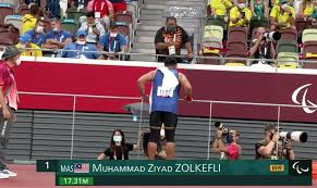 Etkinliğinde şu anki dünya rekoru sahibidir. X1ojoc4mxr7fqm