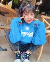 Linh ngọc đàm (đàm ngọc linh) sinh năm 1996, từng theo học chuyên ngành xã hội học tại trường đại học khoa học xã hội và nhân văn (hà nội). Boc Gia Kho Giay Hiá»‡u Cá»§a Linh Ngá»c Ä'am Sneakerhead Real La Ä'ay Chá»© Ä'au