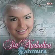 Siti nurhaliza ya maulai kau kekasihku engkau bagaikan permata 2000. Siti Nurhaliza Sahmura 2000 Signature Edition Cd Discogs