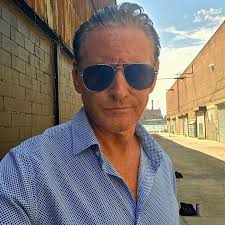 Recreating a moment in time with the wonderful John Rochette (as Elvis).  John credits include Broadway and National Tours of "Jersey Boys" and the  soon-to-be-released "Jersey Boys Liive" starring Nick Jonas, Andy